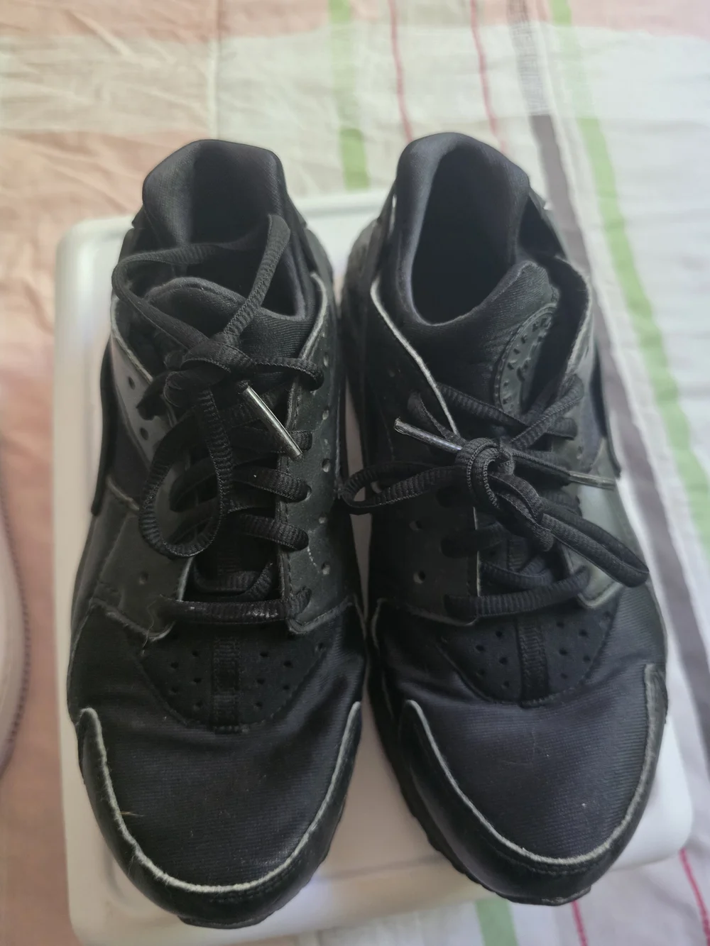 Nike Women's Huarache All-Black Athletic Sneakers - Picture 4 of 6